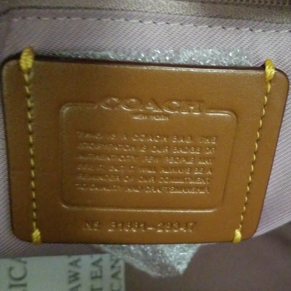 NWT Coach Camera Bag - Picture 5 of 8